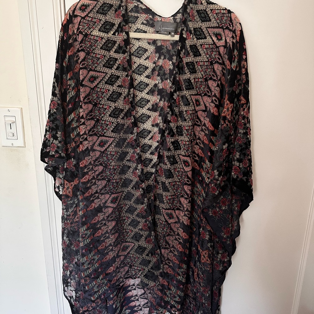 Anthropologie Floral Black and Pink Kimono